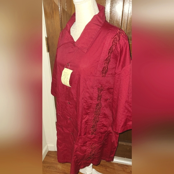 Maximos Button Up - Picture 3 of 4